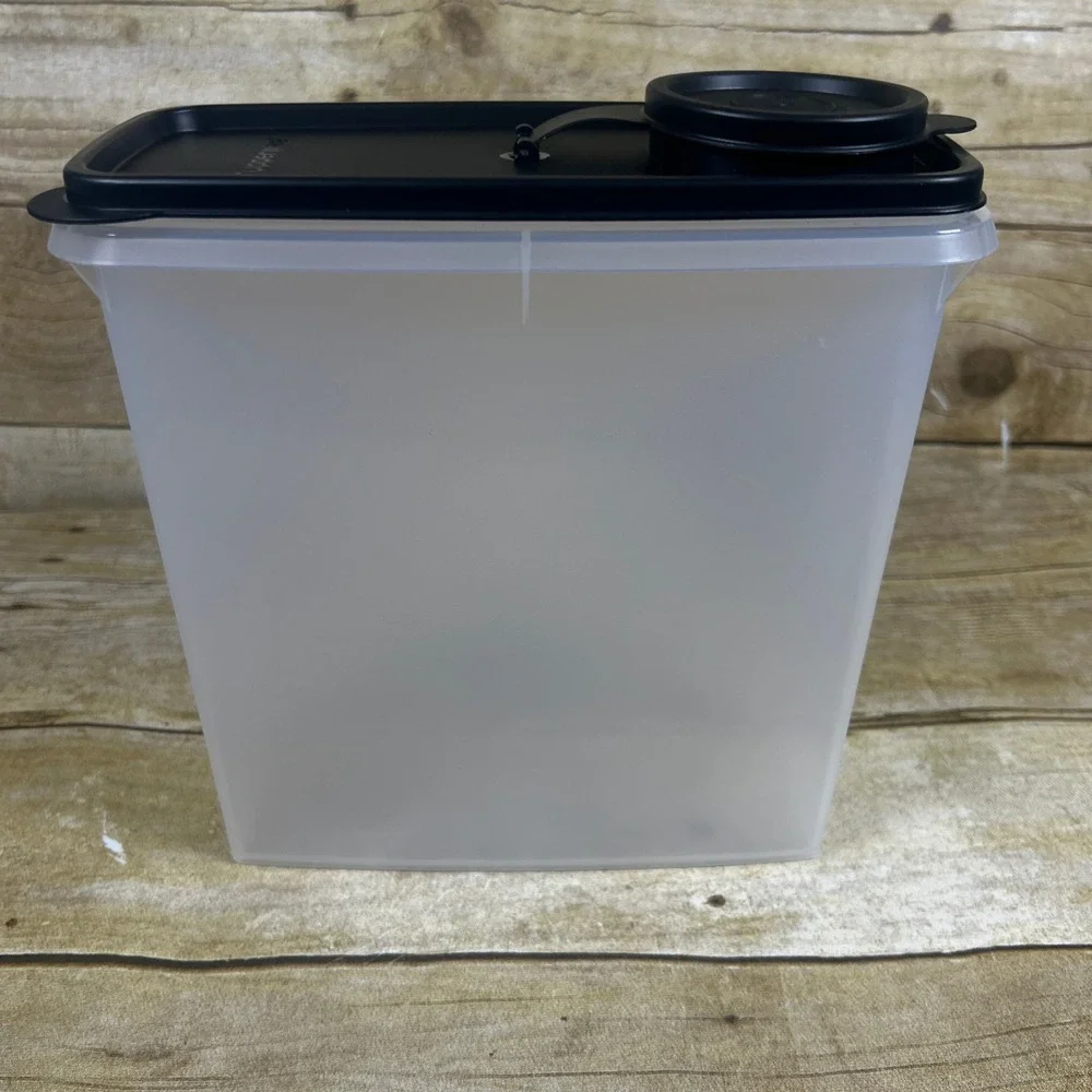 Tupperware Cereal Storer Black New Classic Sheer  Food Storage Container 13 Cup